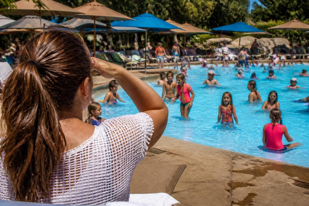 How to Keep Track of Kids at Crowded Pools